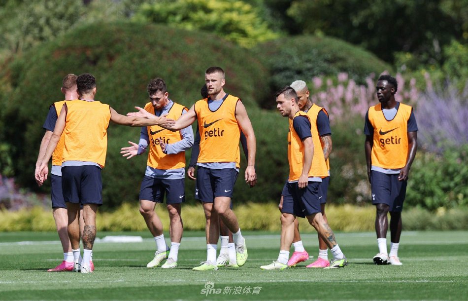 手是来自日 手是来自日