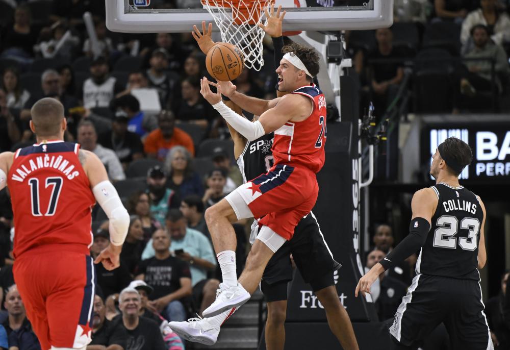 增添了一抹 增添了一抹