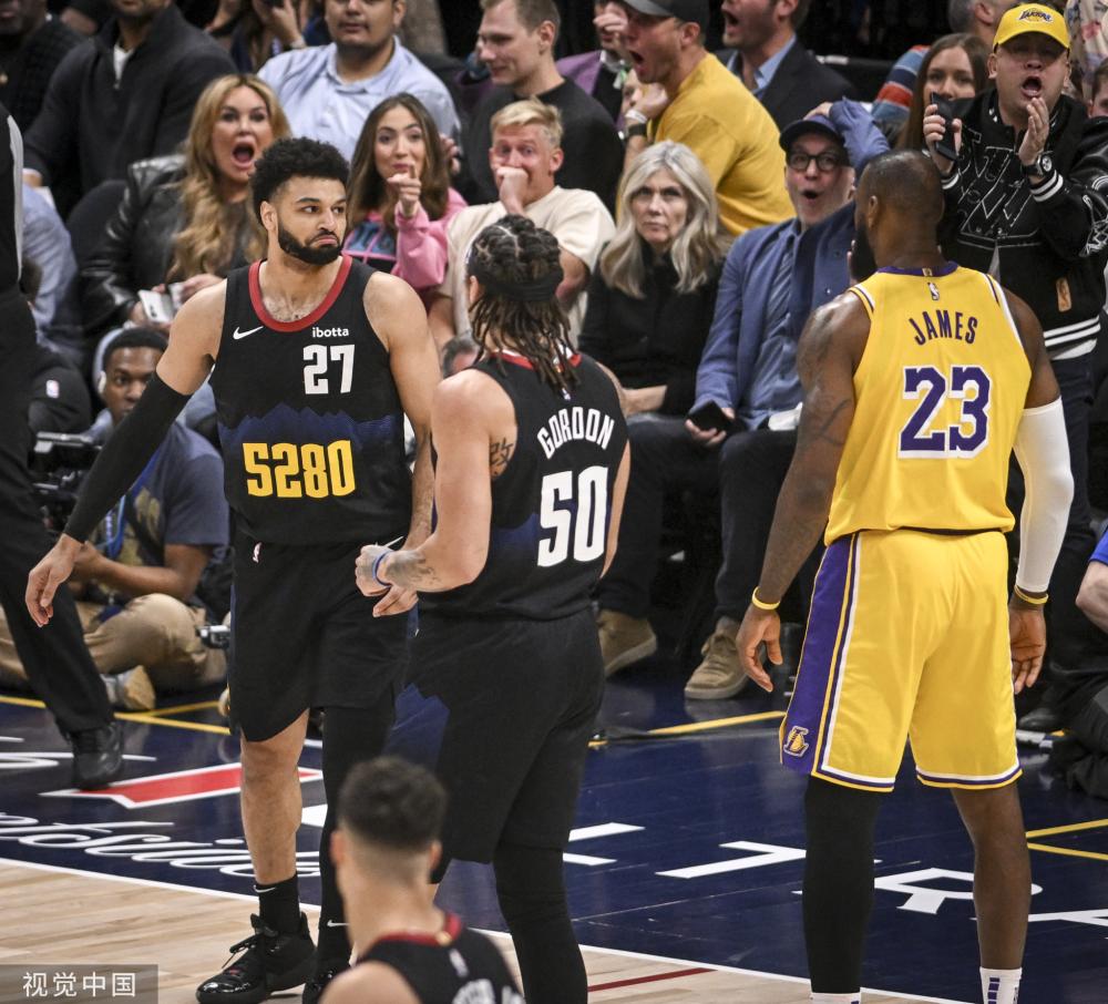 尤利亚诺对 尤利亚诺对