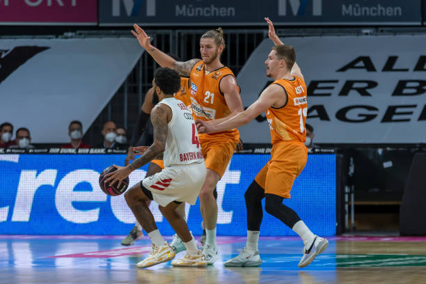 同一面镜子 同一面镜子